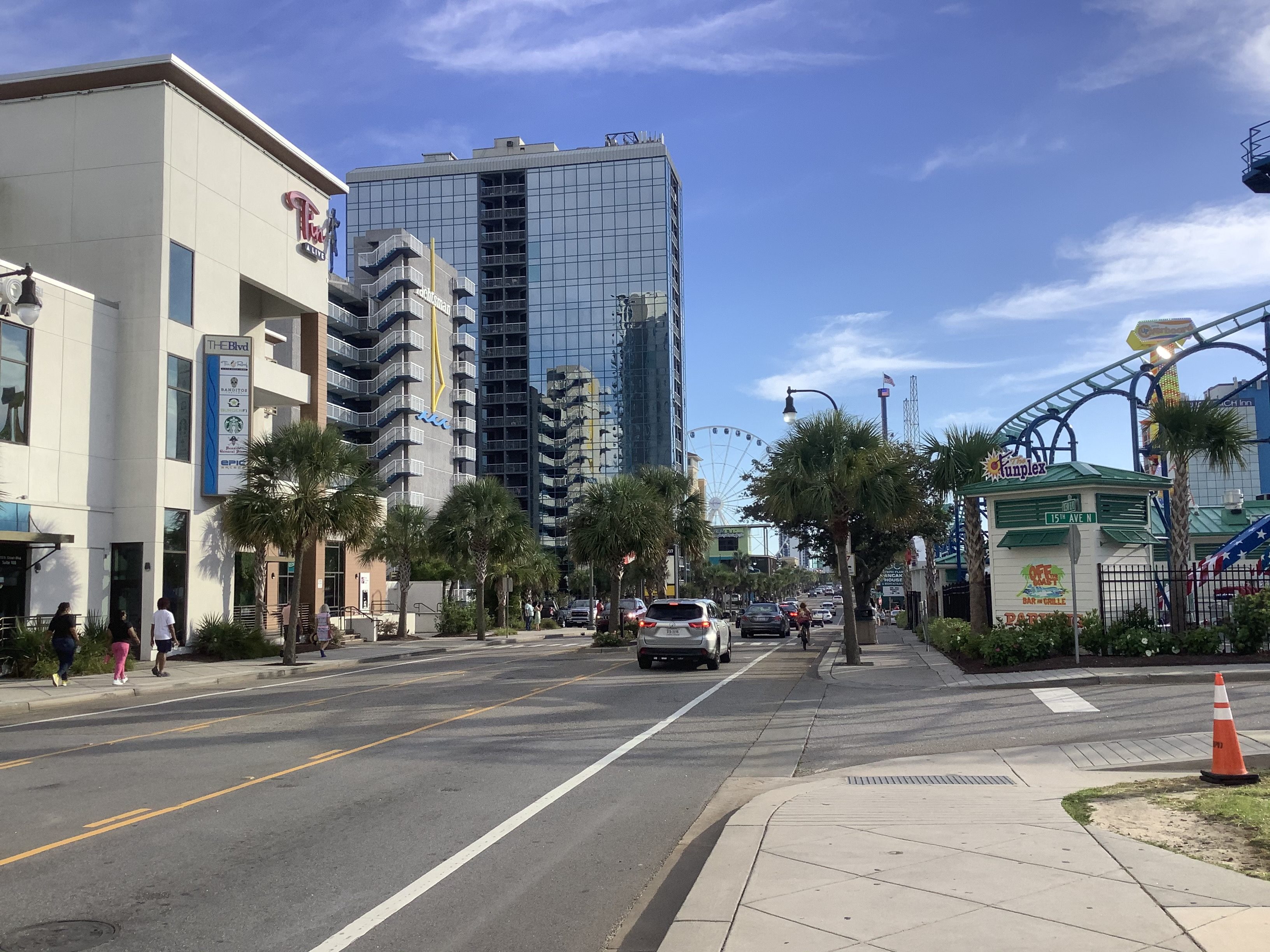 Colorful attractions and signs along North Ocean Boulevard in Myrtle Beach