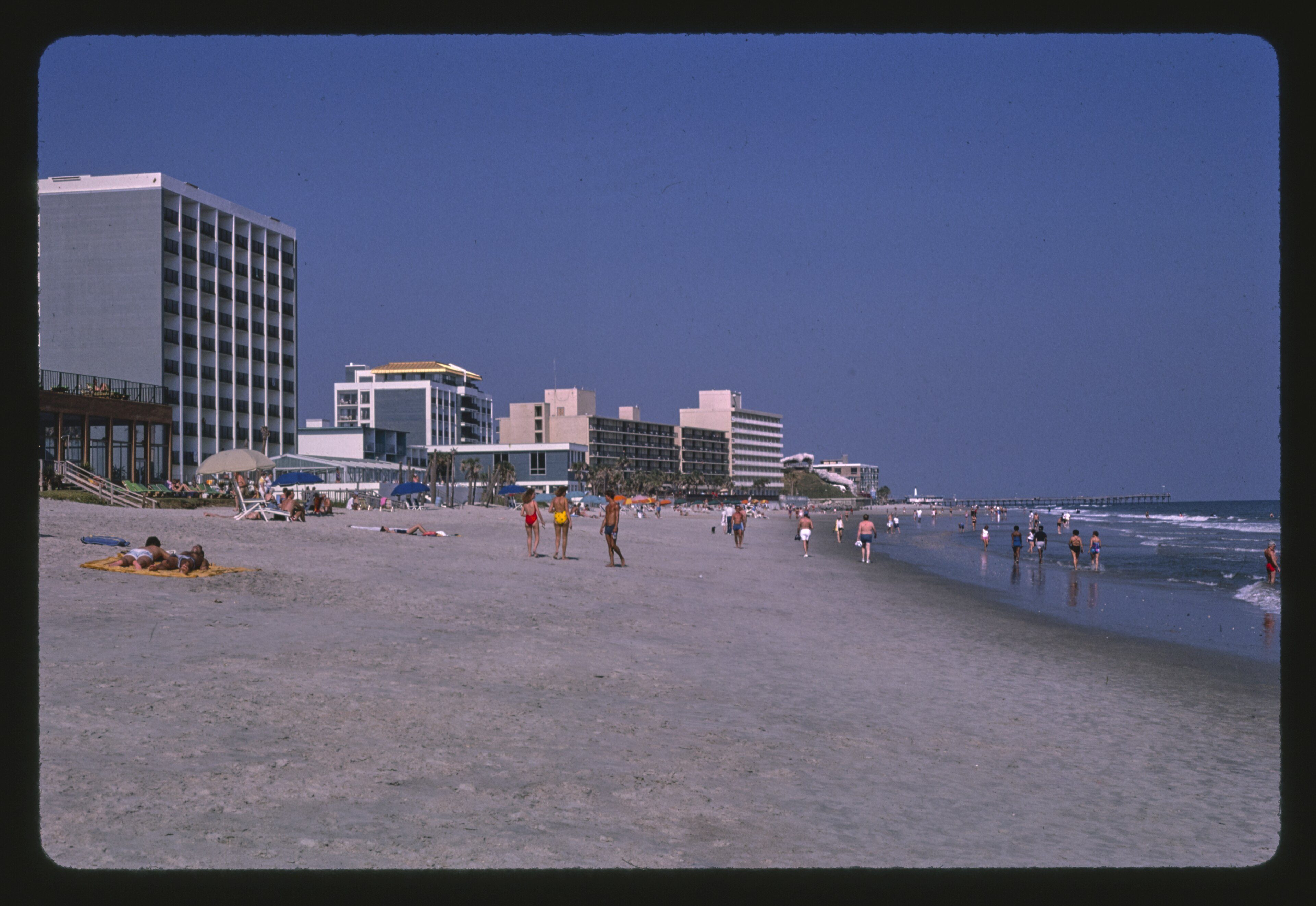 The Captain's Quarters Resort building on South Ocean Boulevard